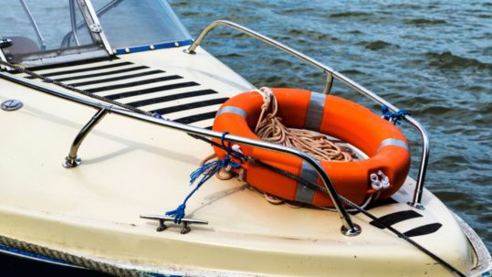 Safety tips to help prevent boat accident